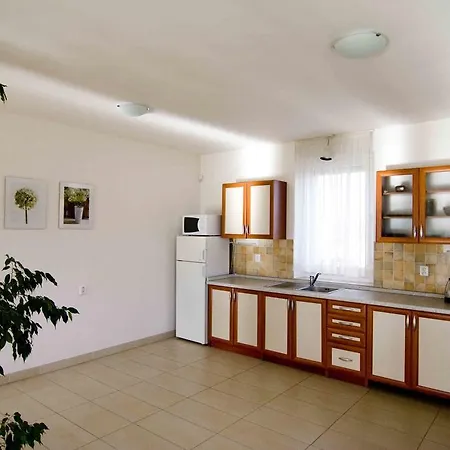 Pensjonat Vila Montana *